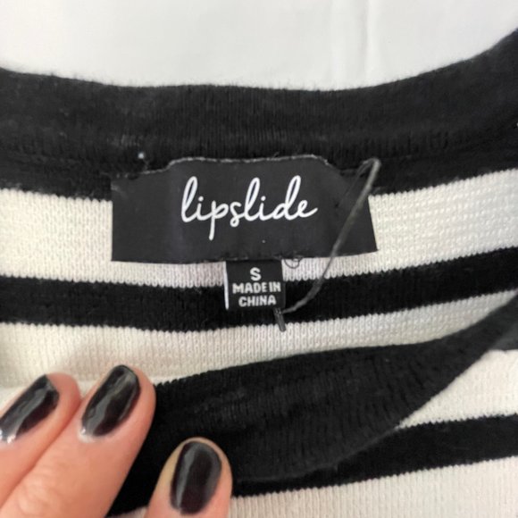 Lipslide stripped black and white top small - Picture 2 of 7